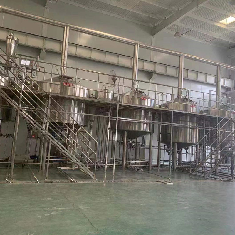 天宁精酿啤酒设备厂—平面布置、设备设计、制造、调试、培训等一条龙服务_COPY